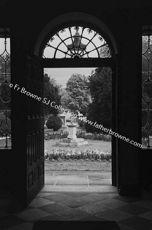 ENTRANCE GATES FROM STOYLE HOUSE